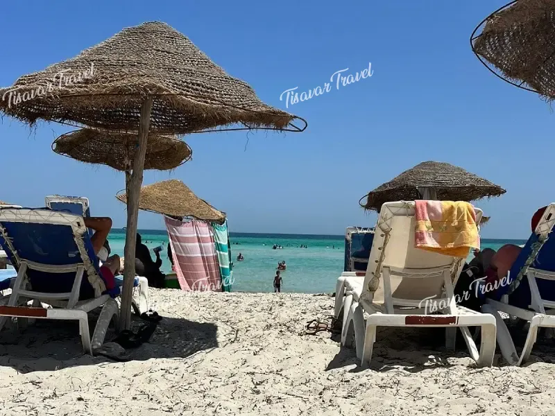 plage-ile-flamants-roses-djerba-excursion-bateau-pirate